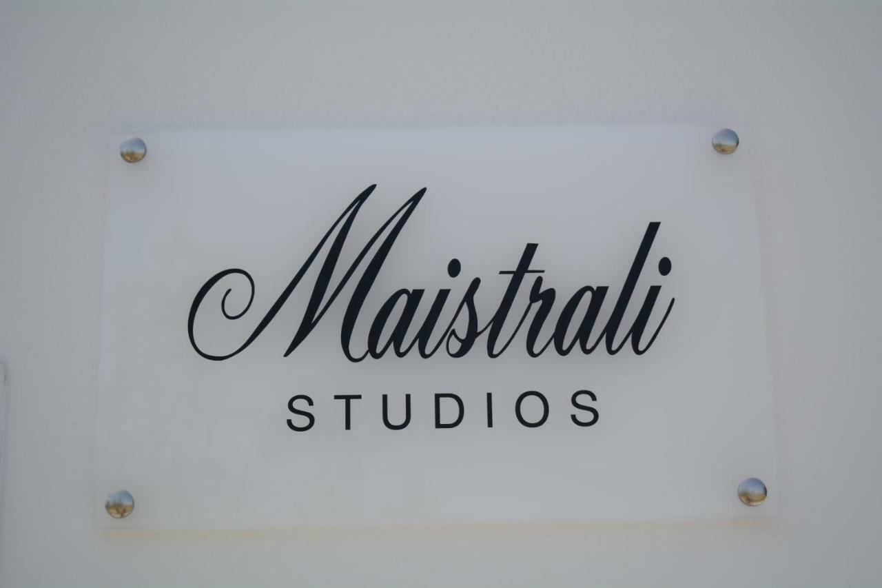 Maistrali Provatas Extérieur photo
